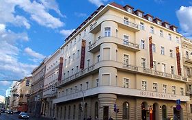 Ea Hotel Sonata